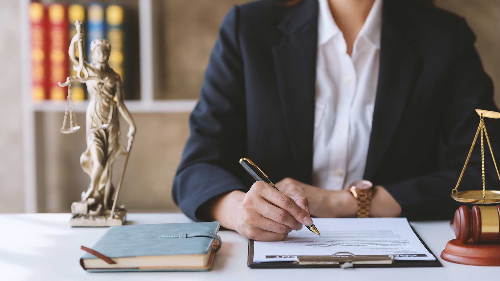 Оформление гражданства у юриста