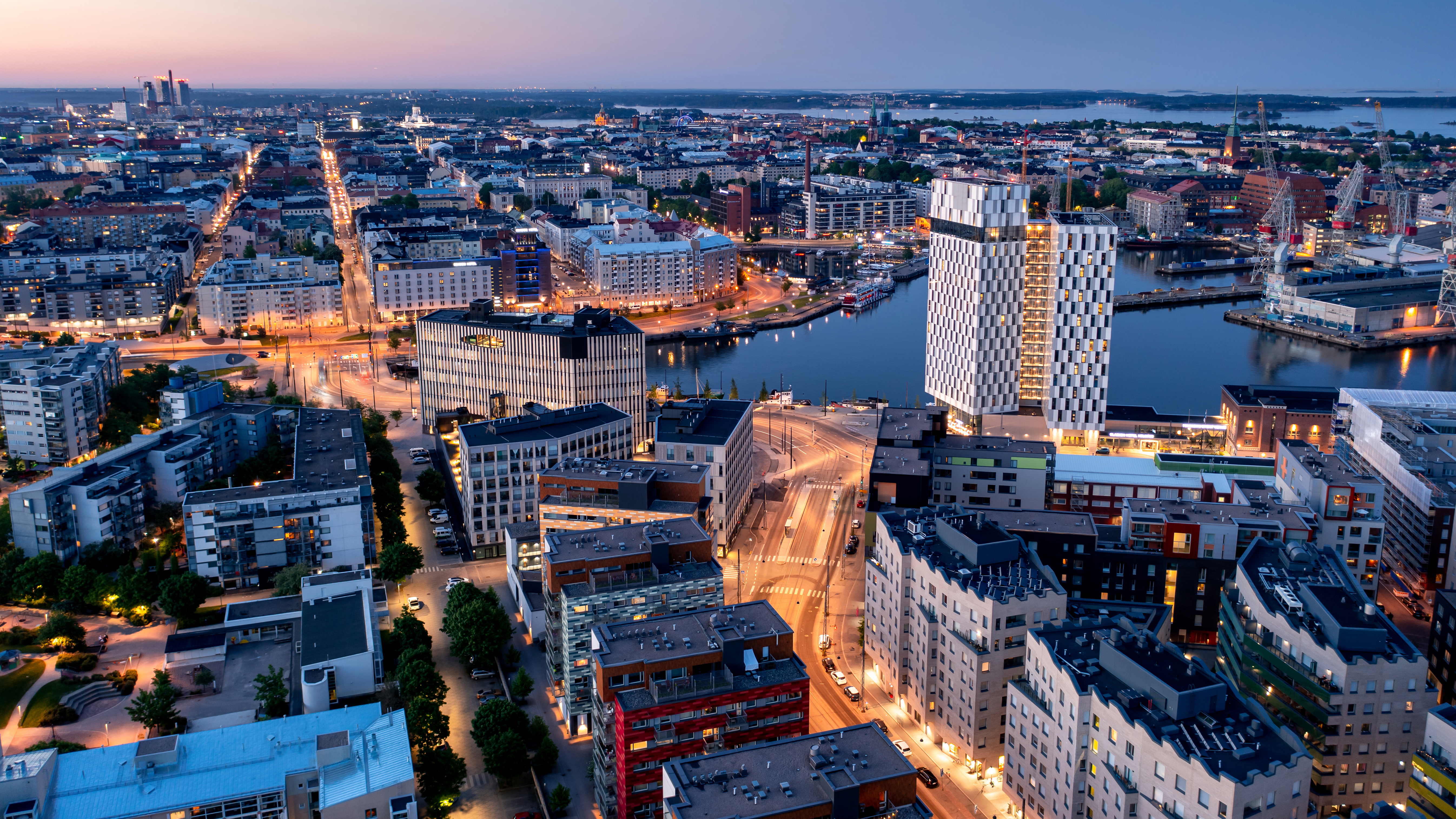 Хельсинки, столица Финляндии, где иностранцы могут получить гражданство