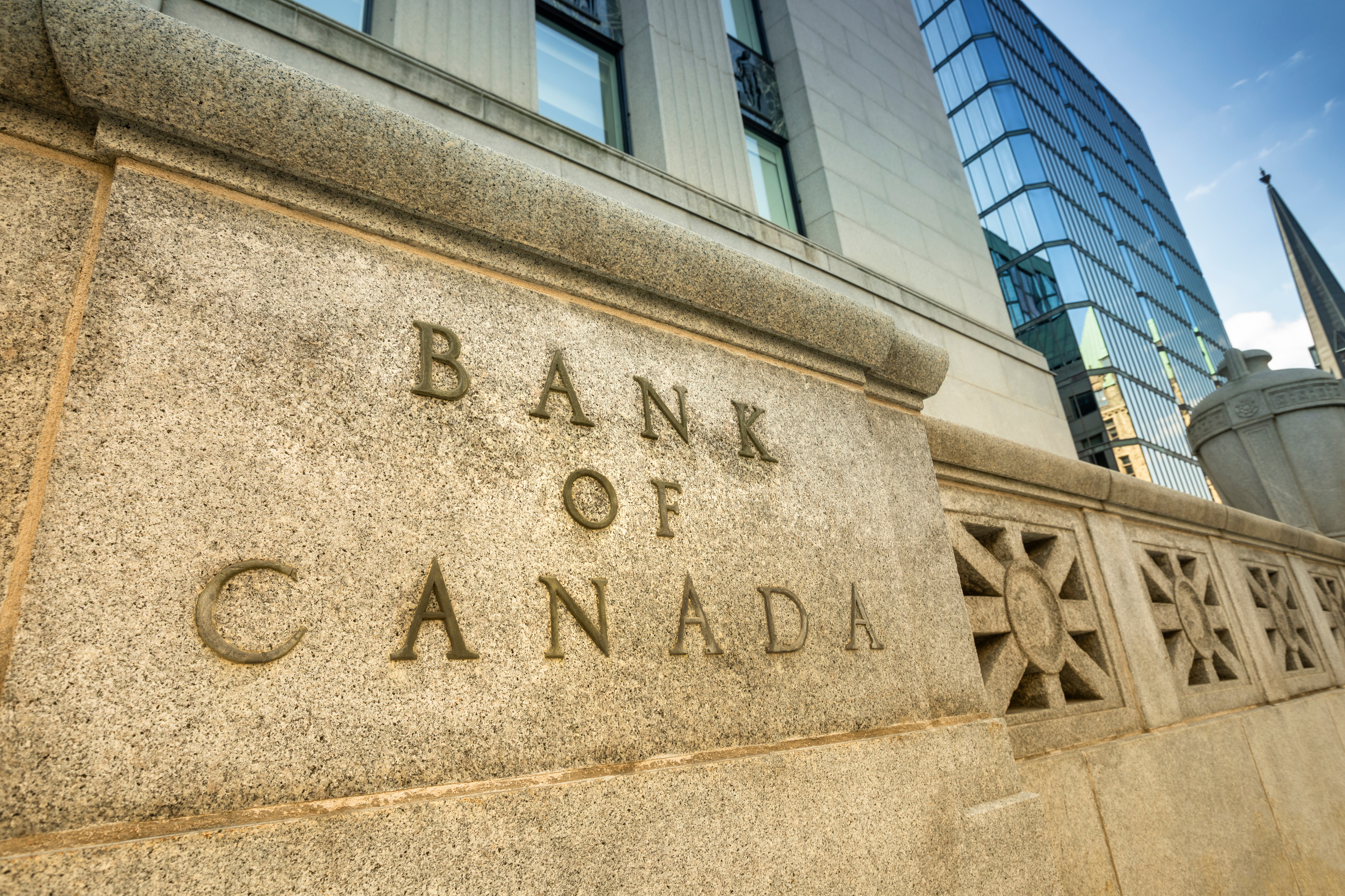 Канадский банк оказывает господдержку бизнесу в Канаде