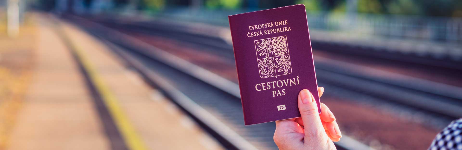 Гражданство Чехии: как получить паспорт Чешской республики