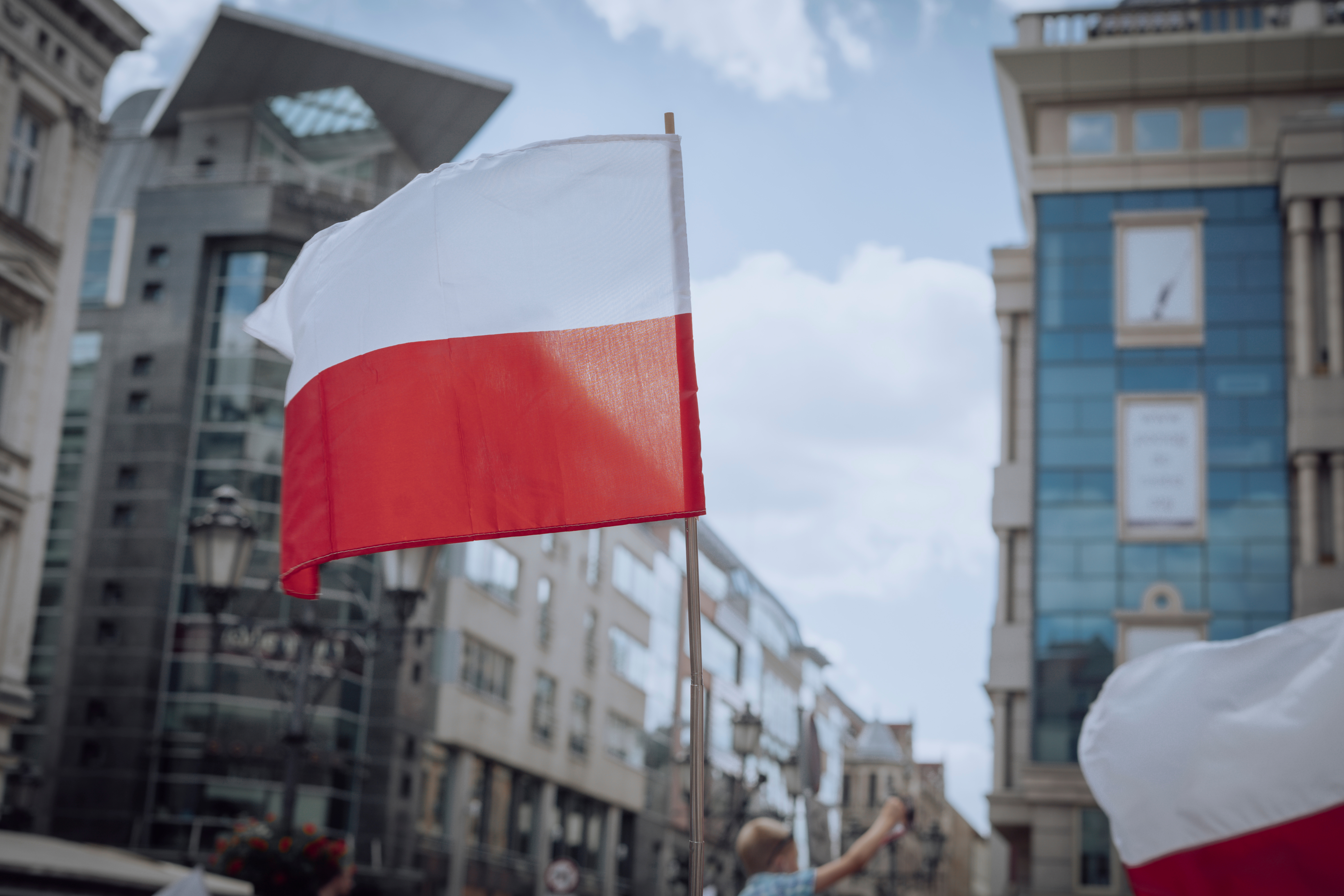 Польский флаг символизирующий гражданство Польши