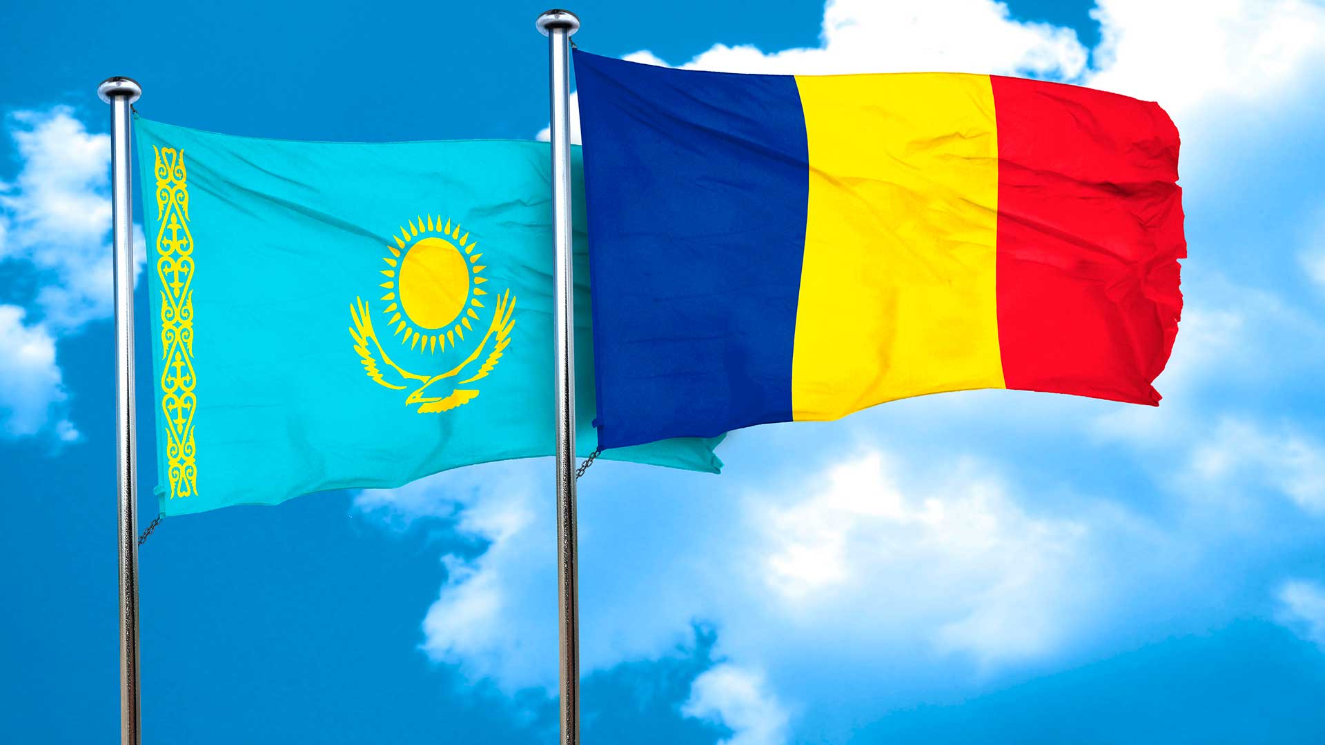Флаги Румынии и Казахстана, граждане которого могут получить паспорт ЕС