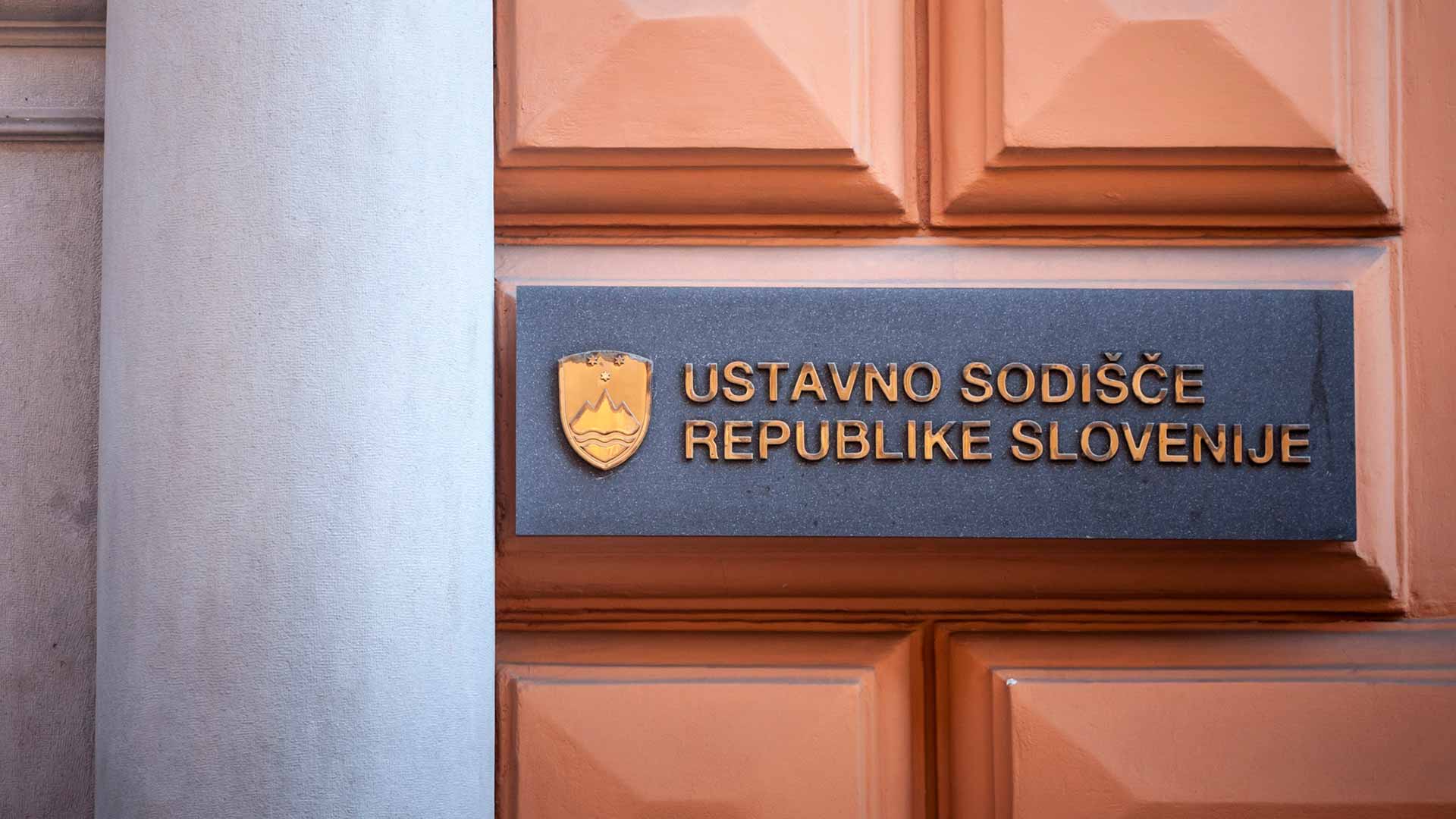 Как получить гражданство Словении