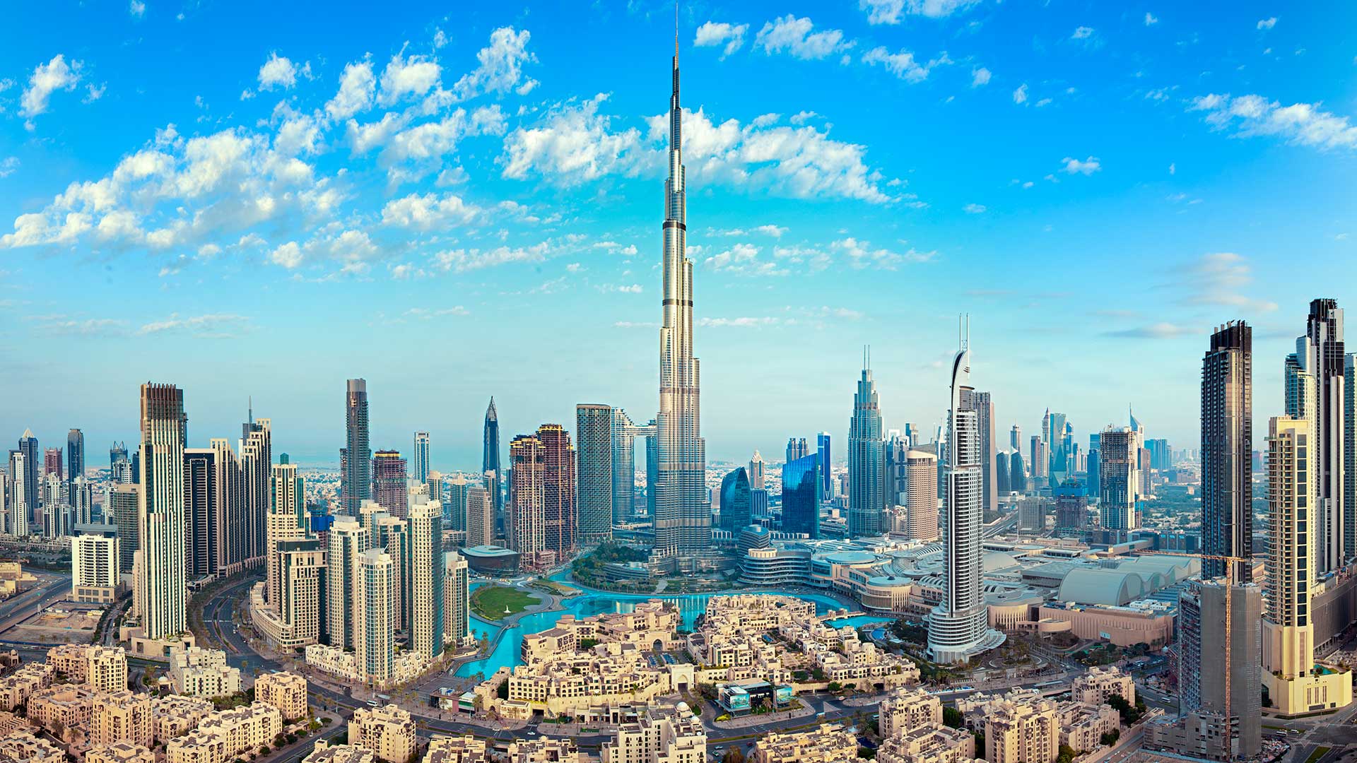 Дубай в ОАЭ, гражданство которых могут получить иностранцы