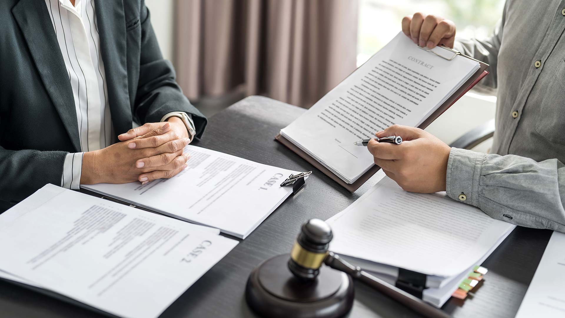 Получение ВНЖ Италии украинкой