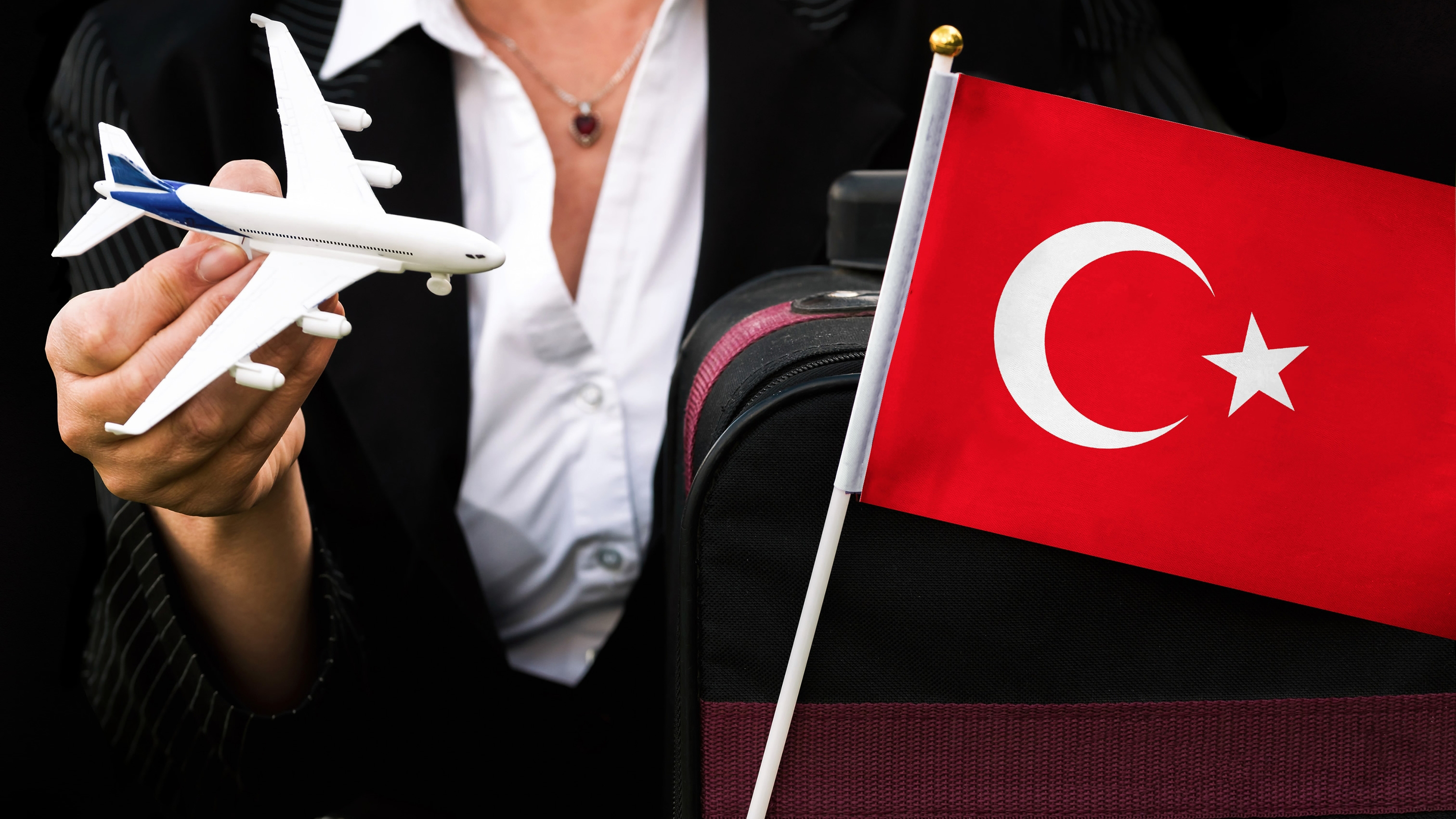 Флаг Турции, куда иностранцы могут получить визу