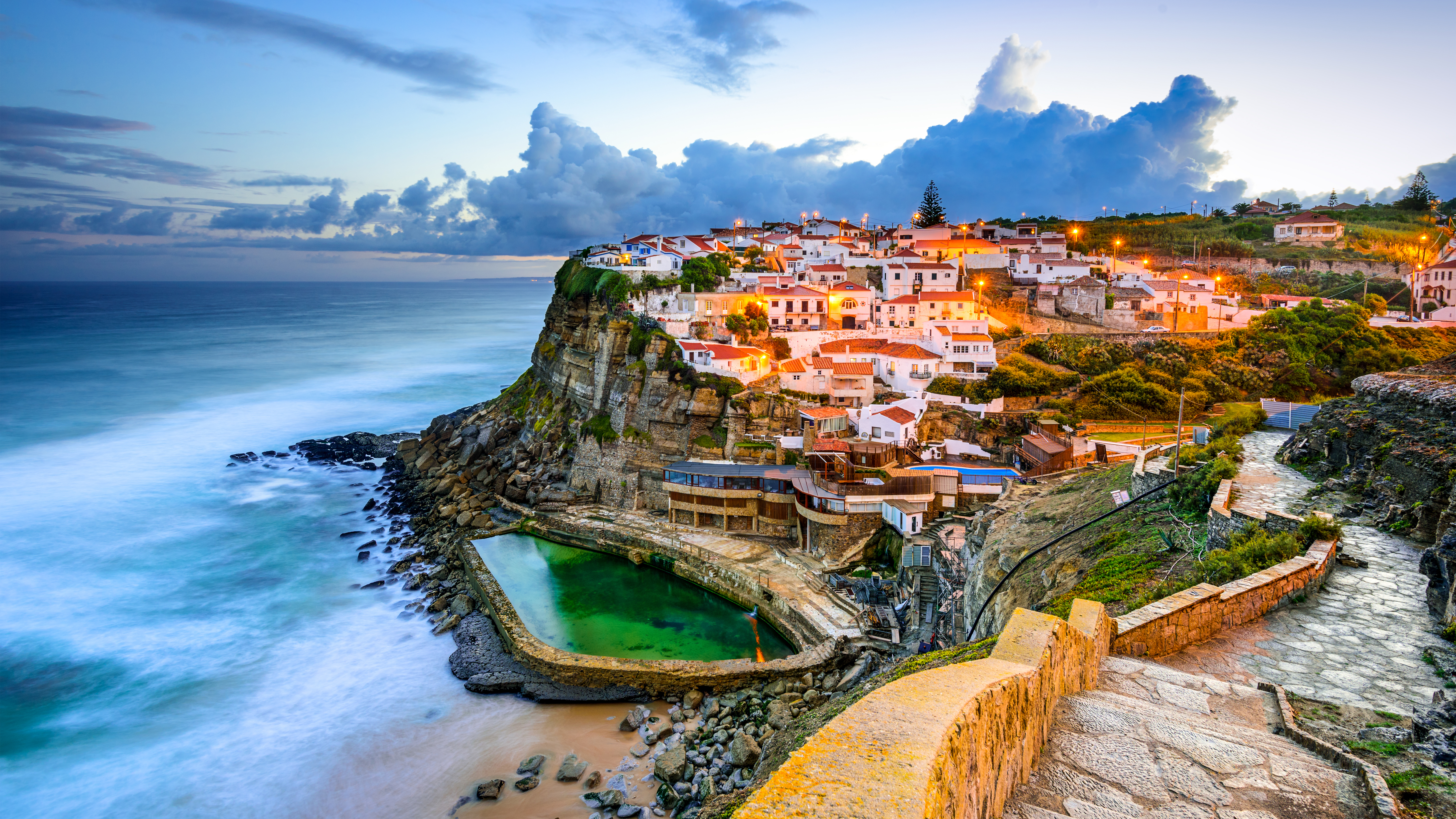 Город в Португалии, стране, где могут устроиться на работу иностранцы