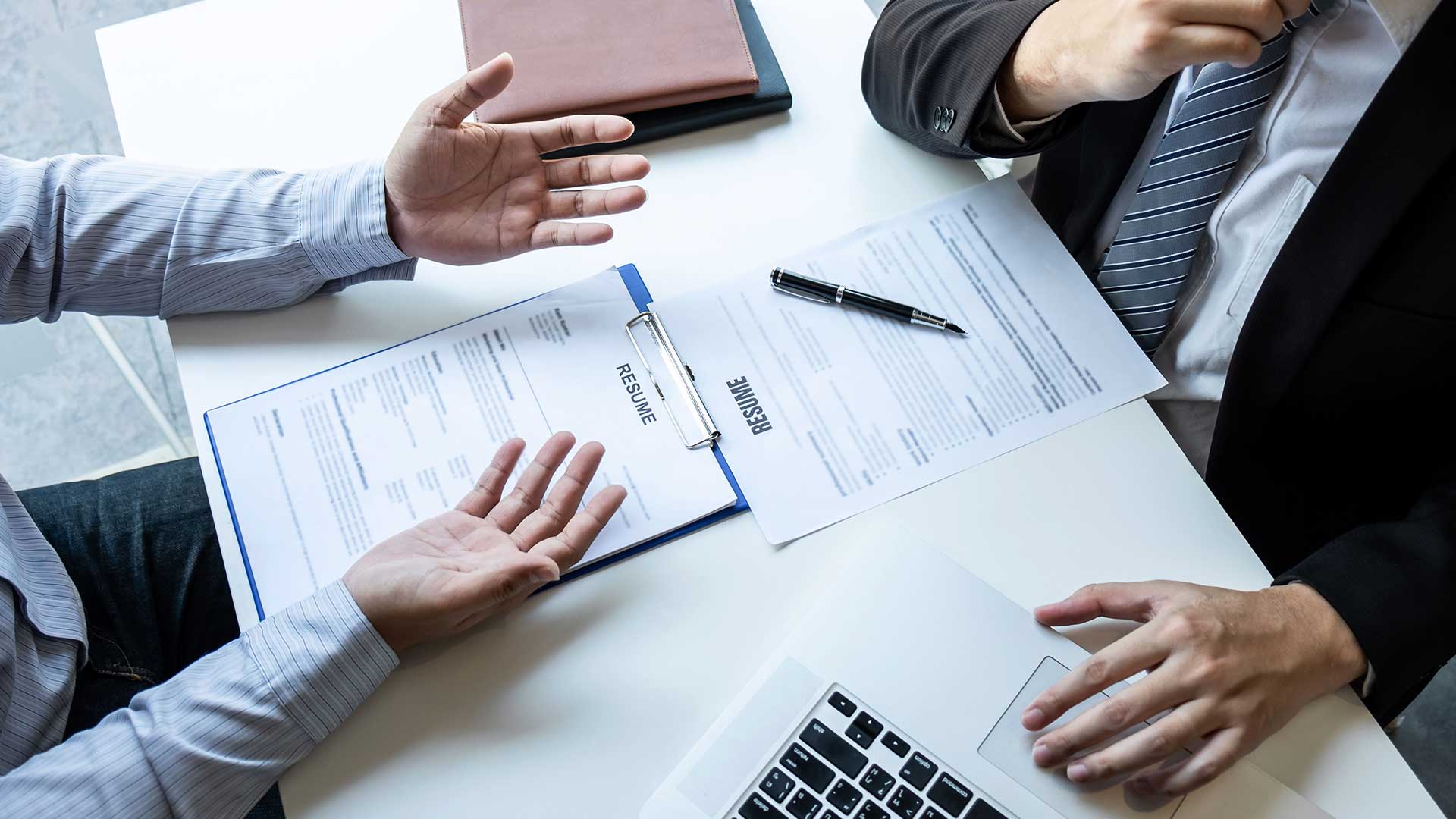 Собеседование на работу в Швеции украинца