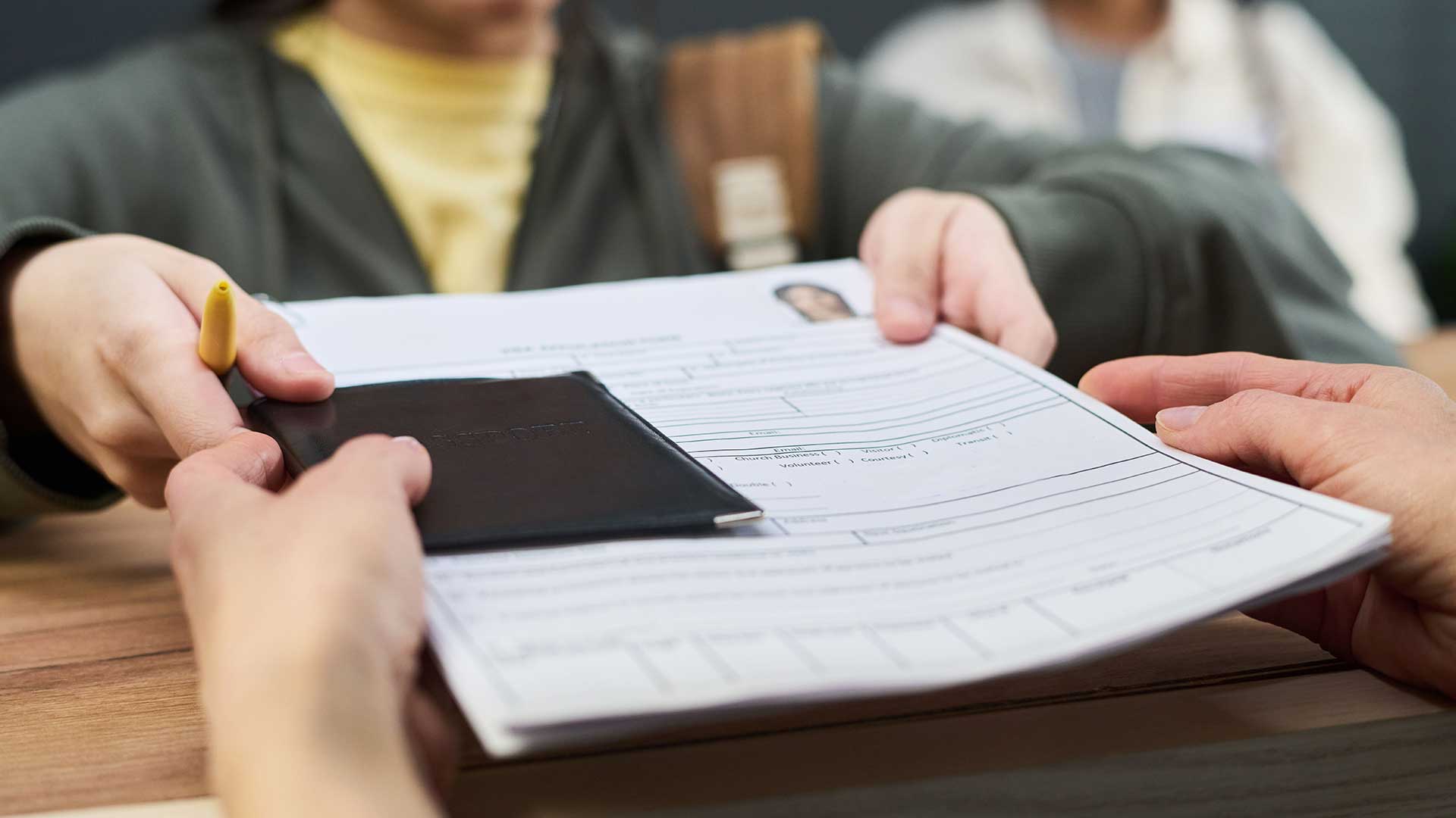 Подача документов для ВНЖ Швеции